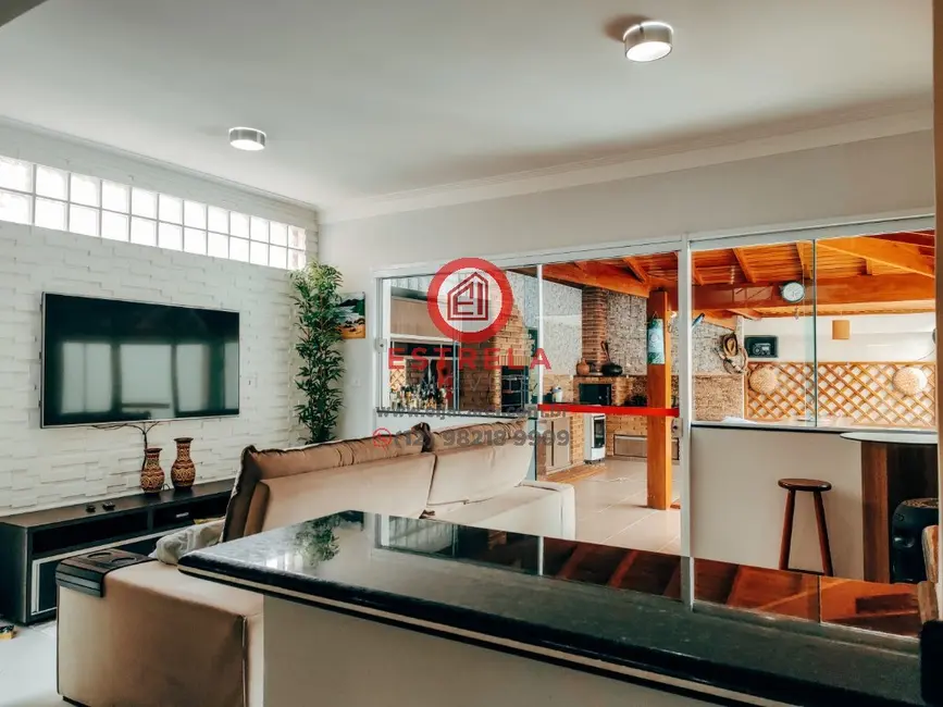 Foto 1 de Casa com 4 quartos à venda, 100m2 em Loteamento Villa Branca, Jacarei - SP