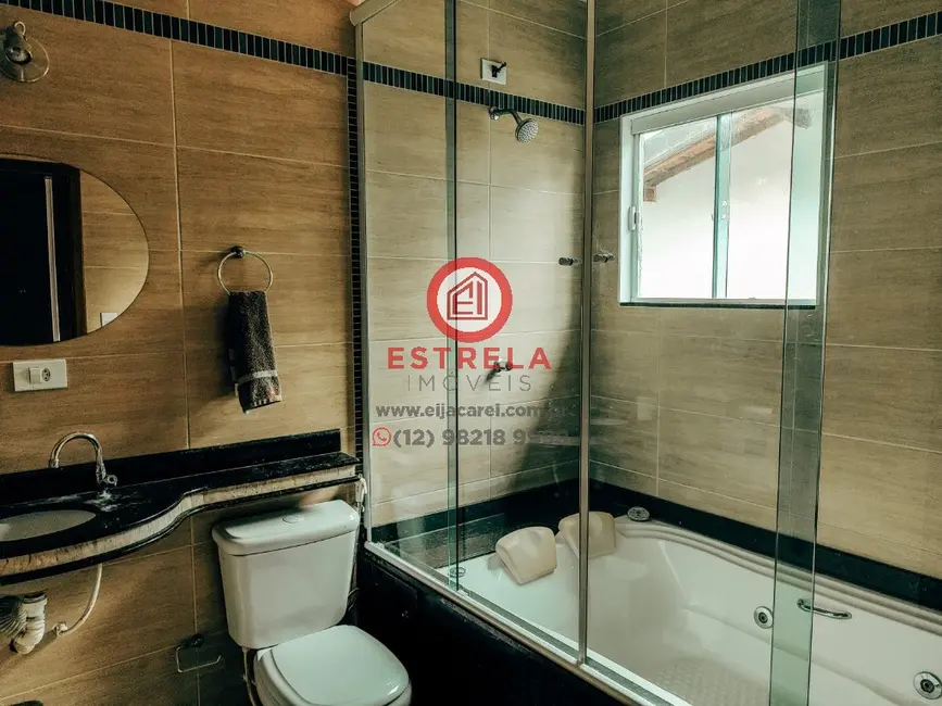 Foto 2 de Casa com 4 quartos à venda, 100m2 em Loteamento Villa Branca, Jacarei - SP