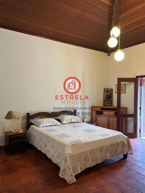 Foto 4 de Chácara com 3 quartos à venda e para alugar, 400m2 em Chácaras Condomínio Recanto Pássaros II, Jacarei - SP