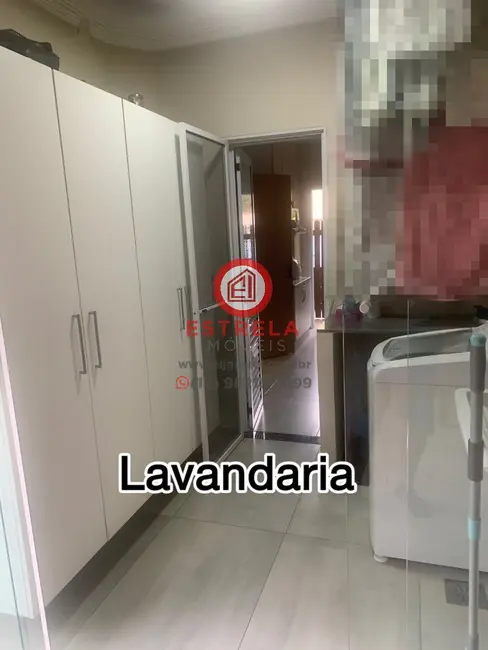 Casa de Condomínio com 3 quartos à venda, 130m2 em Cidade Jardim, Jacarei - SP - imagem 4 Foto 4 de Casa de Condomínio com 3 quartos à venda, 130m2 em Cidade Jardim, Jacarei - SP