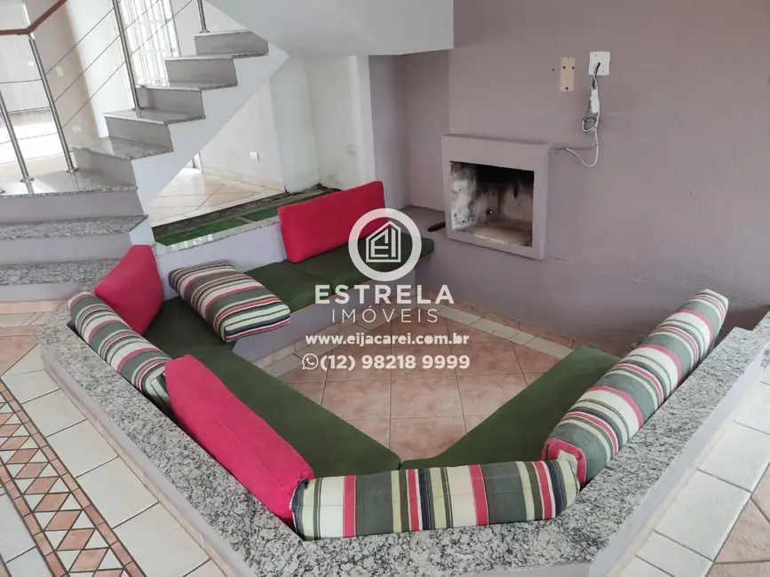 Foto 5 de Casa de Condomínio com 4 quartos à venda, 280m2 em Loteamento Villa Branca, Jacarei - SP