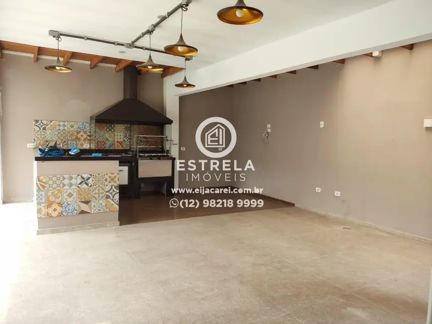 Foto 4 de Casa de Condomínio com 4 quartos à venda, 280m2 em Loteamento Villa Branca, Jacarei - SP