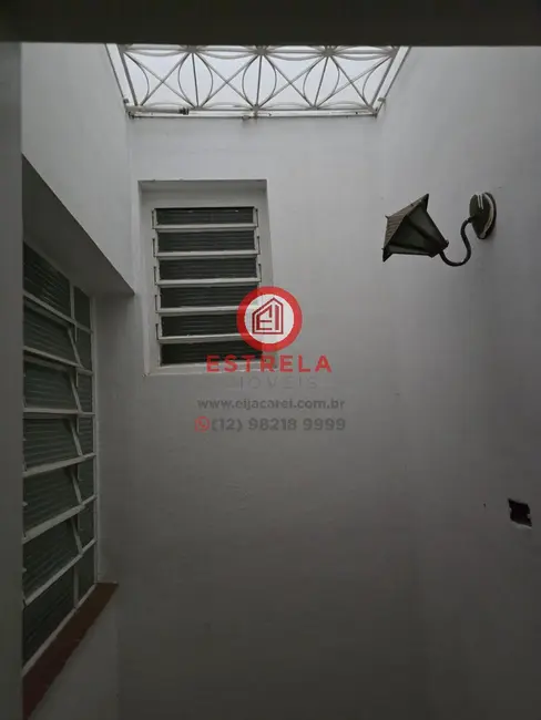 Foto 6 de Casa com 3 quartos à venda e para alugar, 200m2 em Centro, Jacarei - SP