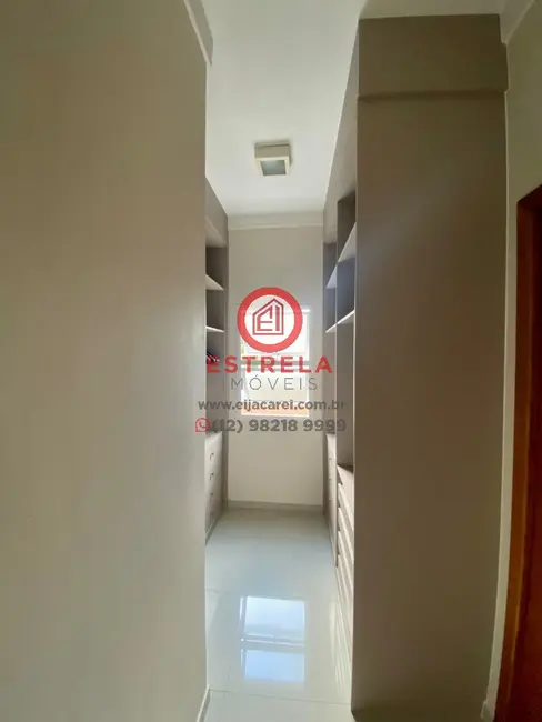 Foto 9 de Casa de Condomínio com 3 quartos à venda, 220m2 em Jardim Califórnia, Jacarei - SP