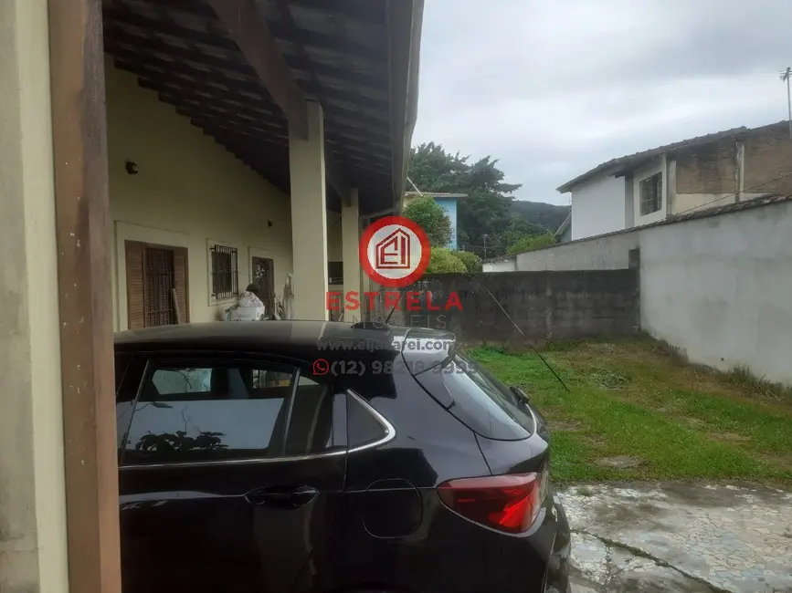 Foto 4 de Casa com 3 quartos à venda, 230m2 em Jardim Casa Branca, Caraguatatuba - SP