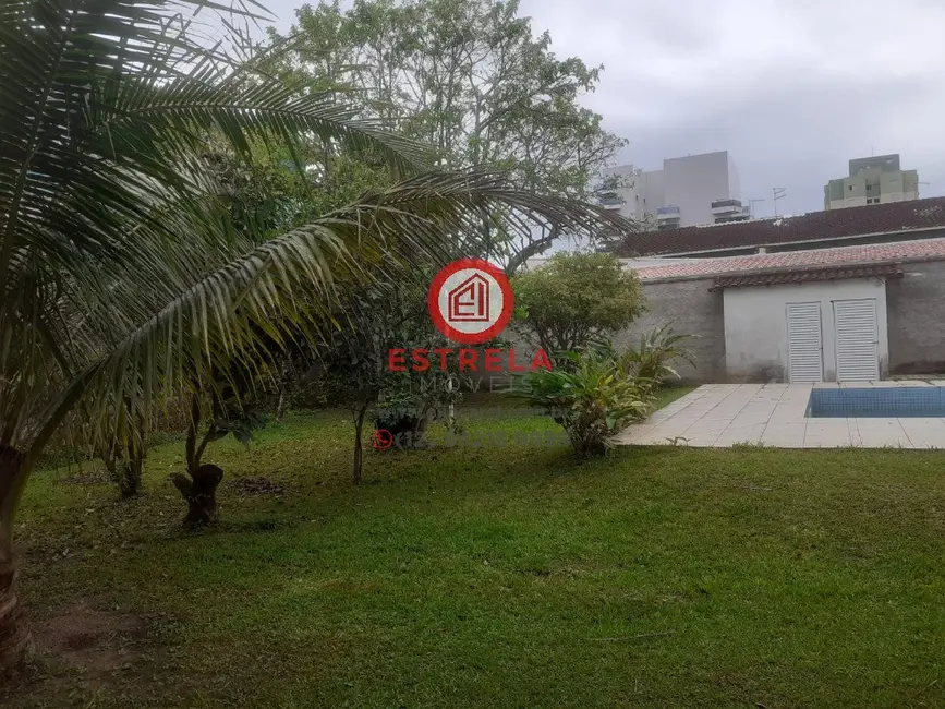 Foto 7 de Casa com 3 quartos à venda, 230m2 em Jardim Casa Branca, Caraguatatuba - SP