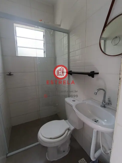 Foto 6 de Apartamento com 1 quarto para alugar, 25m2 em Bairro do Colonia, Jacarei - SP