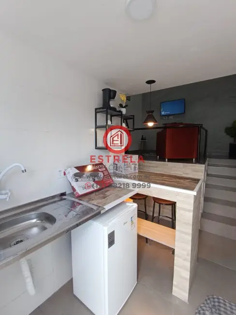 Foto 16 de Apartamento com 1 quarto para alugar, 25m2 em Bairro do Colonia, Jacarei - SP