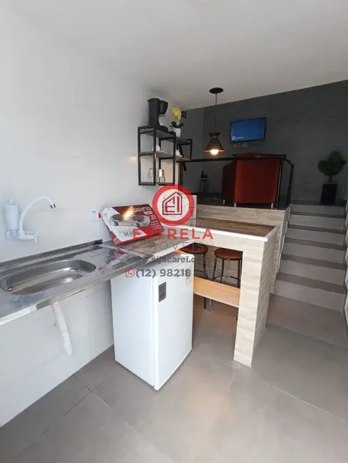 Foto 18 de Apartamento com 1 quarto para alugar, 25m2 em Bairro do Colonia, Jacarei - SP