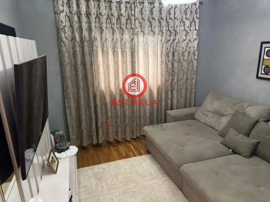 Foto 9 de Casa com 4 quartos à venda, 233m2 em Residencial Santa Paula, Jacarei - SP