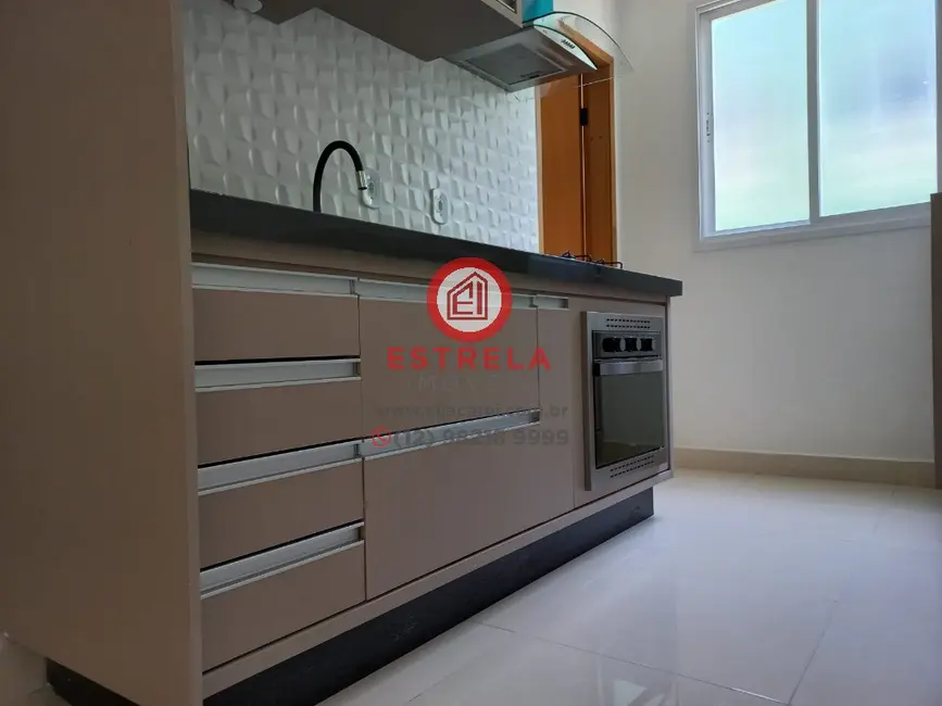 Foto 3 de Apartamento com 2 quartos à venda, 48m2 em Vila Zezé, Jacarei - SP