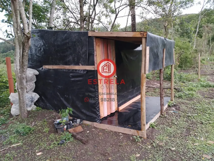 Foto 25 de Chácara à venda, 2000m2 em Chácara Itapoã, Jacarei - SP