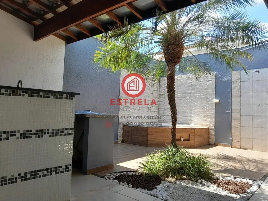 Casa com 3 quartos à venda, 120m2 em Condomínio Residence Club, Jacarei - SP - imagem 4 Foto 4 de Casa com 3 quartos à venda, 120m2 em Condomínio Residence Club, Jacarei - SP