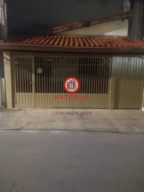 Foto 1 de Casa com 2 quartos à venda, 70m2 em Centro, Jacarei - SP
