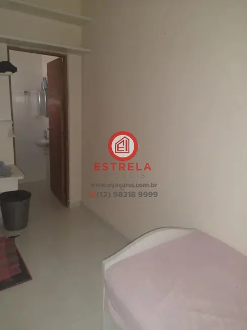 Foto 8 de Casa com 2 quartos à venda, 70m2 em Centro, Jacarei - SP