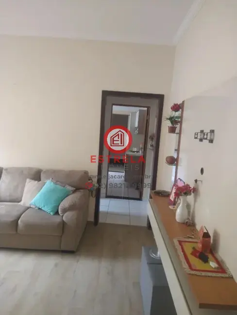 Foto 2 de Casa com 2 quartos à venda, 70m2 em Centro, Jacarei - SP