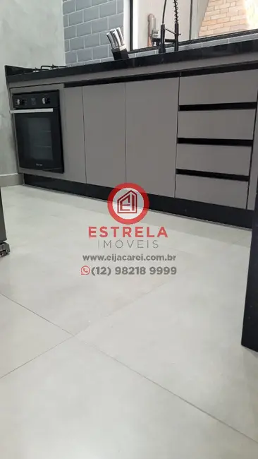 Foto 2 de Casa com 2 quartos à venda, 240m2 em Loteamento Villa Branca, Jacarei - SP