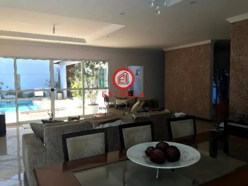 Casa de Condomínio com 4 quartos para alugar, 328m2 em Jardim Altos de Santana II, Jacarei - SP - imagem 8 Foto 8 de Casa de Condomínio com 4 quartos para alugar, 328m2 em Jardim Altos de Santana II, Jacarei - SP