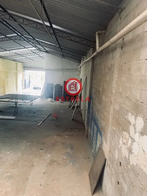 Foto 4 de Armazém / Galpão à venda, 360m2 em Jardim Colinas, Jacarei - SP