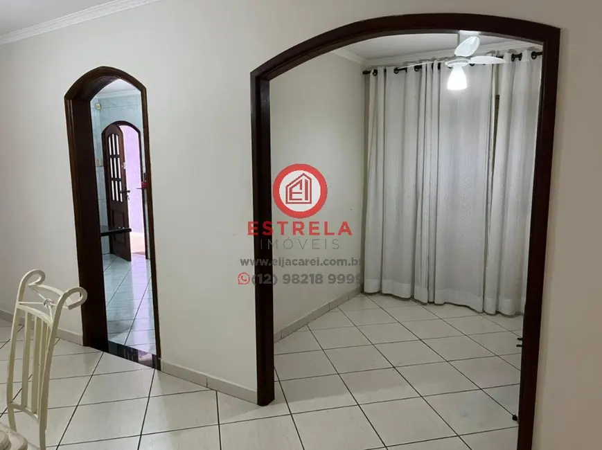 Foto 6 de Casa com 3 quartos à venda, 140m2 em Parque Califórnia, Jacarei - SP