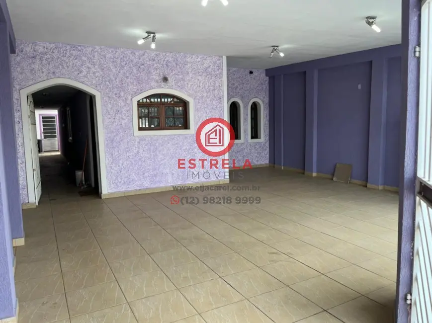 Foto 1 de Casa com 3 quartos à venda, 140m2 em Parque Califórnia, Jacarei - SP