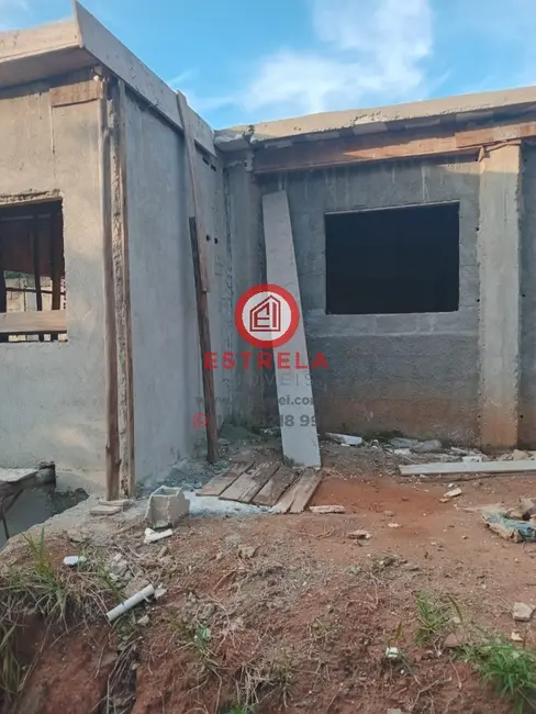 Foto 2 de Casa com 2 quartos à venda, 80m2 em Jardim Maria Amélia, Jacarei - SP