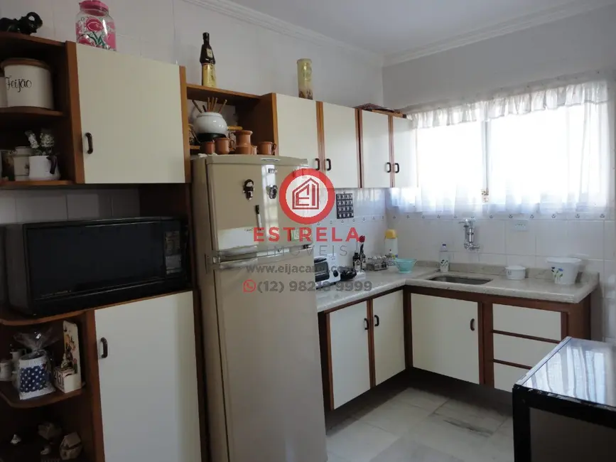 Foto 2 de Apartamento com 3 quartos à venda, 98m2 em Centro, Jacarei - SP