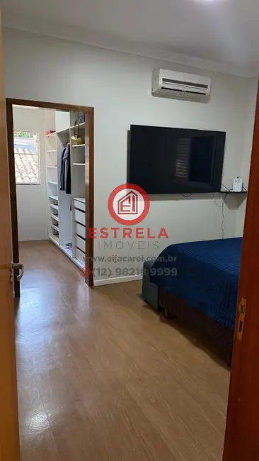 Foto 6 de Casa com 5 quartos à venda, 170m2 em Loteamento Villa Branca, Jacarei - SP