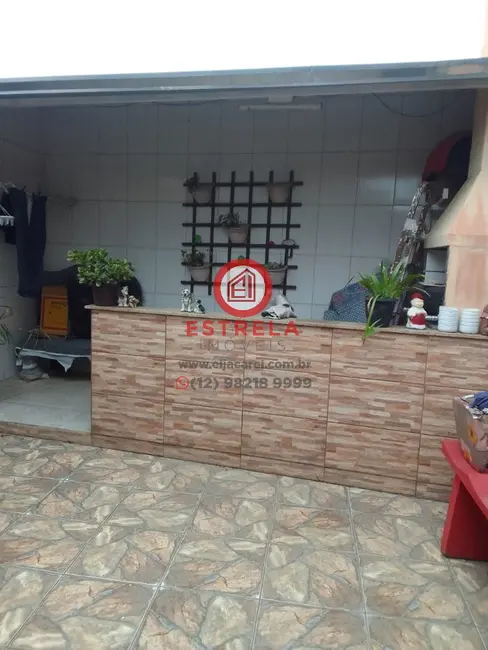 Foto 3 de Casa com 3 quartos à venda, 197m2 em Jardim São José, Jacarei - SP