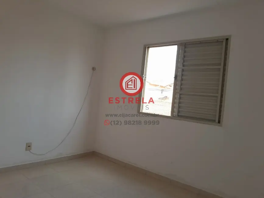 Foto 6 de Casa de Condomínio com 2 quartos à venda, 80m2 em Parque Califórnia, Jacarei - SP