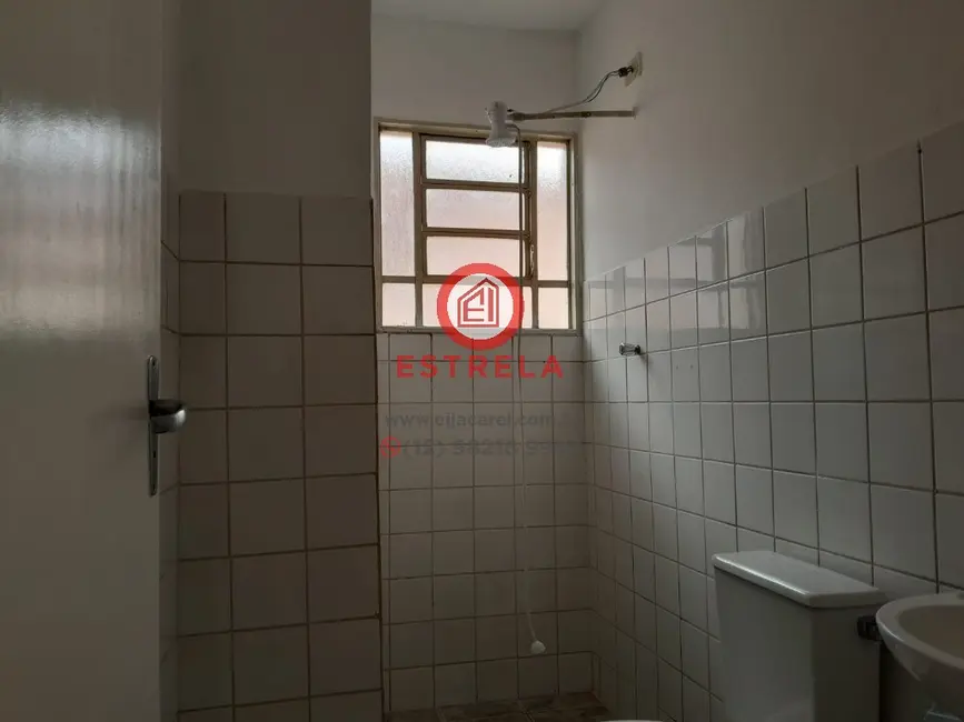 Foto 8 de Casa de Condomínio com 2 quartos à venda, 80m2 em Parque Califórnia, Jacarei - SP