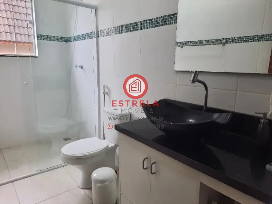 Foto 8 de Casa com 2 quartos à venda, 250m2 em Jardim Terras de São João, Jacarei - SP