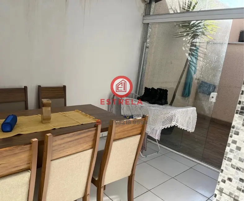 Foto 3 de Casa de Condomínio com 2 quartos à venda, 60m2 em Loteamento Villa Branca, Jacarei - SP