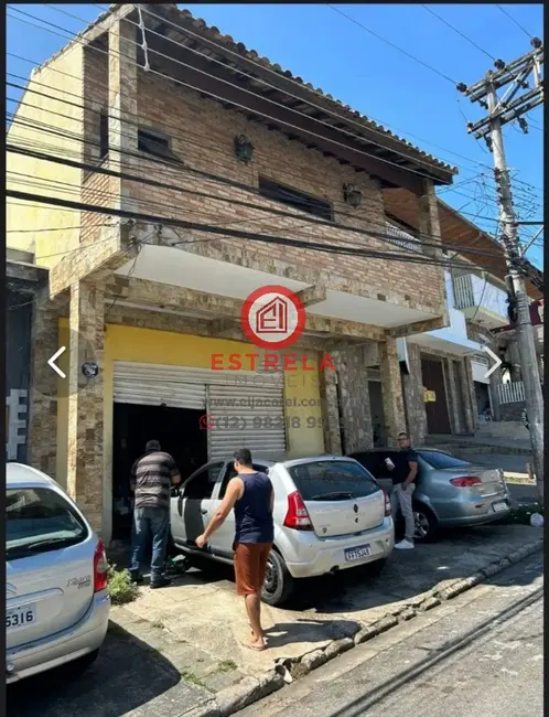 Casa com 1 quarto para alugar, 60m2 em Jardim das Oliveiras, Jacarei - SP - imagem 3 Foto 3 de Casa com 1 quarto para alugar, 60m2 em Jardim das Oliveiras, Jacarei - SP