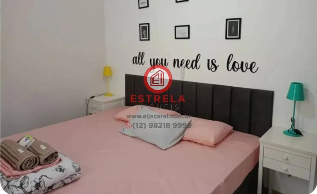 Foto 2 de Casa com 2 quartos à venda, 90m2 em Centro, Jacarei - SP
