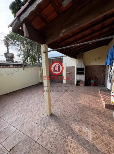 Foto 6 de Casa com 4 quartos à venda, 197m2 em Vila Zezé, Jacarei - SP