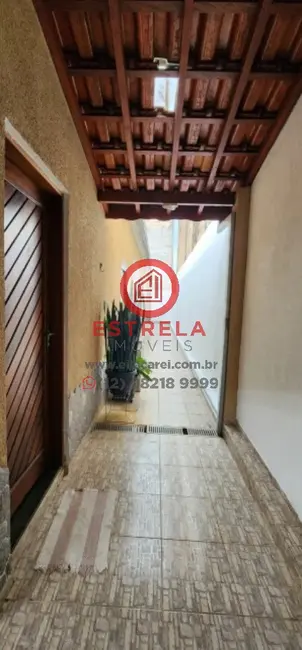 Foto 9 de Casa com 2 quartos à venda, 70m2 em Jardim Santa Marina, Jacarei - SP