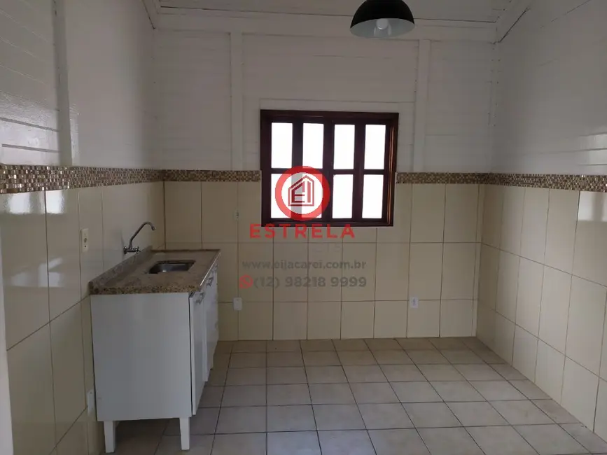 Foto 4 de Casa com 5 quartos à venda, 234m2 em Parque Brasil, Jacarei - SP