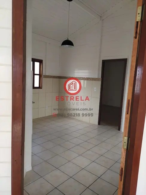 Foto 3 de Casa com 5 quartos à venda, 234m2 em Parque Brasil, Jacarei - SP