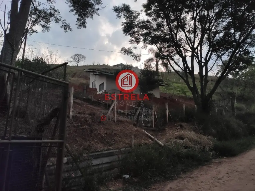 Foto 9 de Chácara com 2 quartos à venda, 47m2 em Jardim Colônia, Jacarei - SP