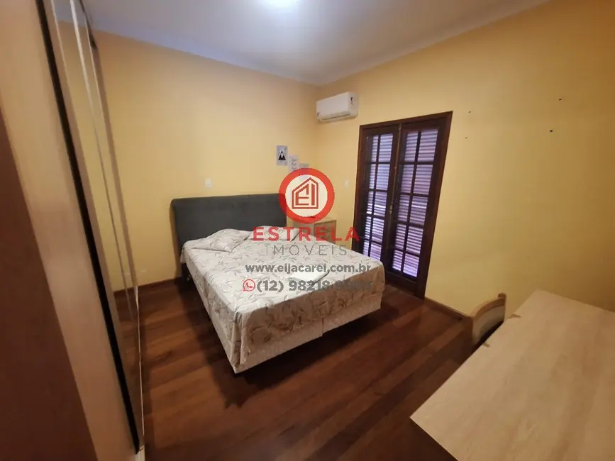 Foto 4 de Casa com 3 quartos à venda, 203m2 em Loteamento Villa Branca, Jacarei - SP