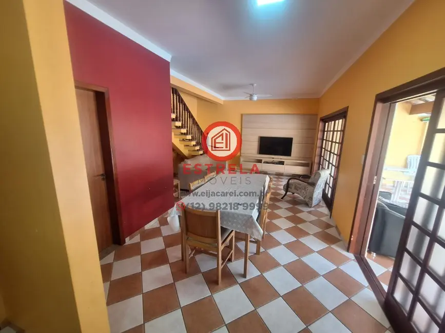 Foto 9 de Casa com 3 quartos à venda, 203m2 em Loteamento Villa Branca, Jacarei - SP