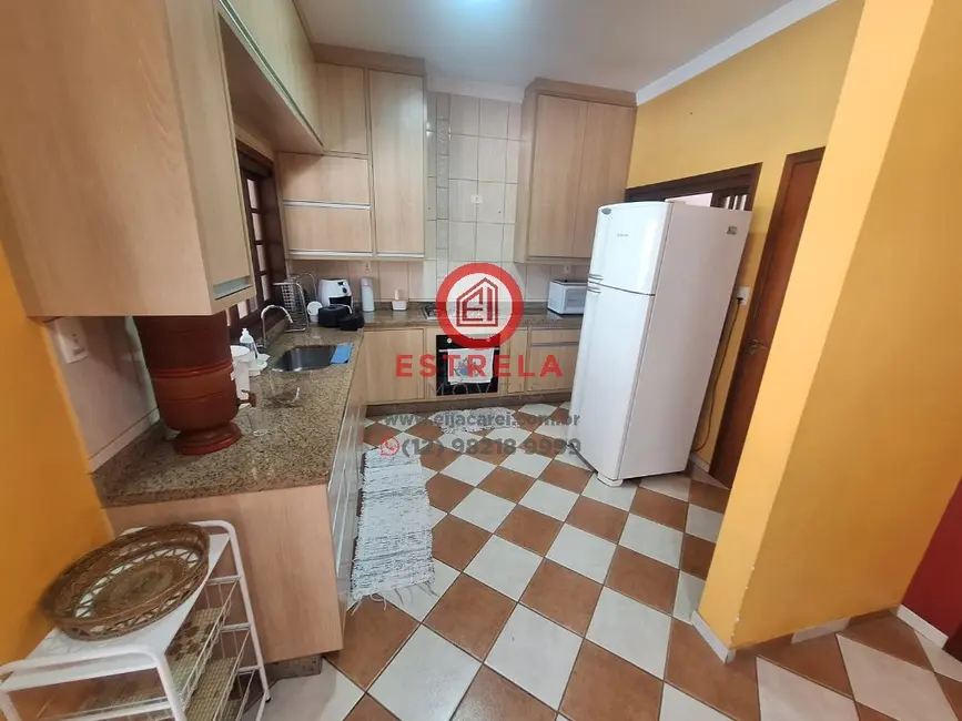 Foto 7 de Casa com 3 quartos à venda, 203m2 em Loteamento Villa Branca, Jacarei - SP