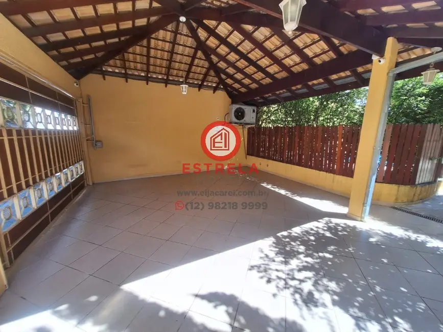 Foto 1 de Casa com 3 quartos à venda, 203m2 em Loteamento Villa Branca, Jacarei - SP