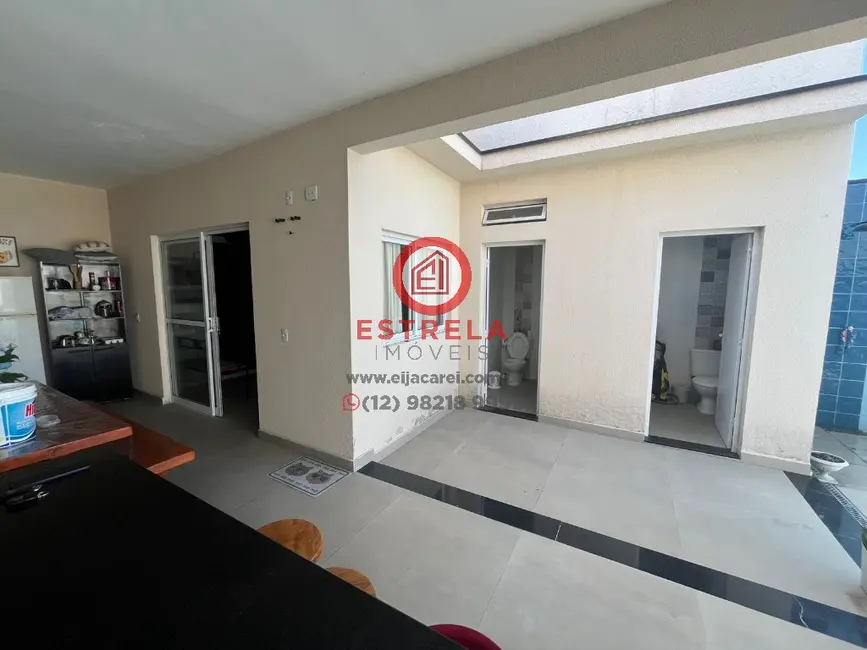 Foto 1 de Casa com 1 quarto à venda, 58m2 em Loteamento Villa Branca, Jacarei - SP