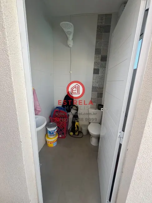 Foto 2 de Casa com 1 quarto à venda, 58m2 em Loteamento Villa Branca, Jacarei - SP