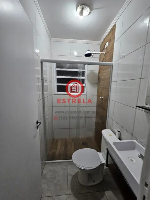 Foto 4 de Apartamento com 2 quartos para alugar, 55m2 em Parque Santo Antônio, Jacarei - SP