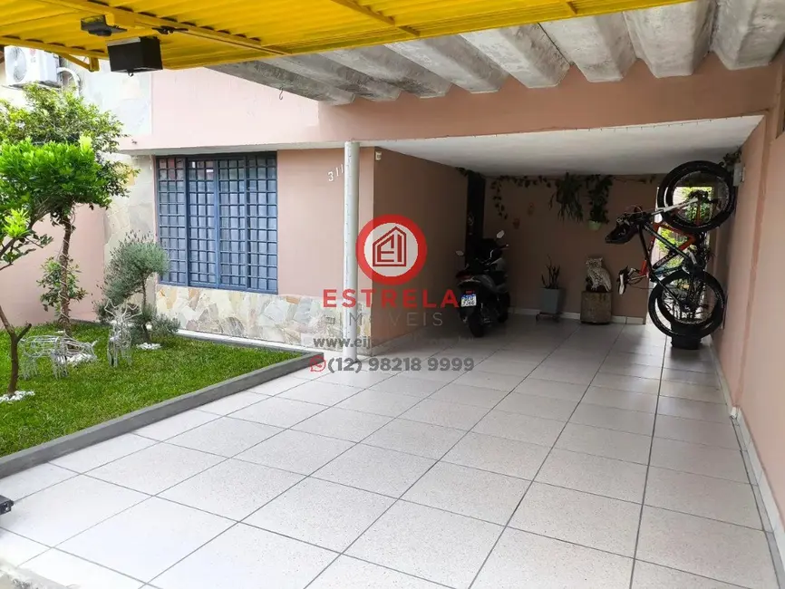 Foto 2 de Casa com 3 quartos à venda, 137m2 em Jardim Santa Maria, Jacarei - SP