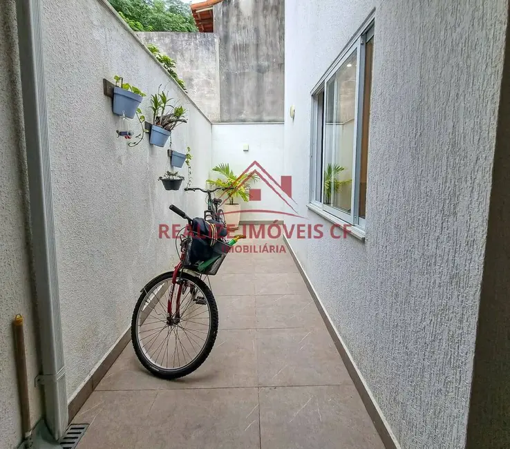 Foto 2 de Apartamento com 2 quartos à venda, 90m2 em Palmeiras, Cabo Frio - RJ