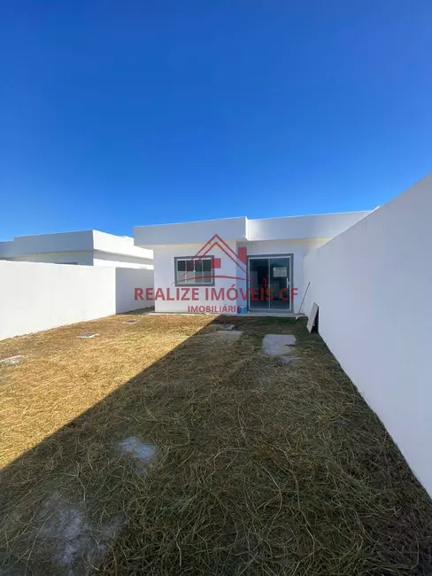 Foto 1 de Casa com 2 quartos à venda, 58m2 em Cabo Frio - RJ